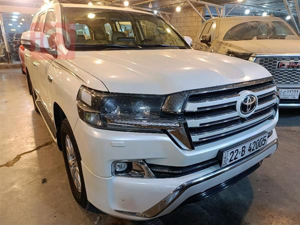 Toyota for sale in Iraq